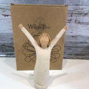 Willow Tree Courage Figurine New In Box 2004